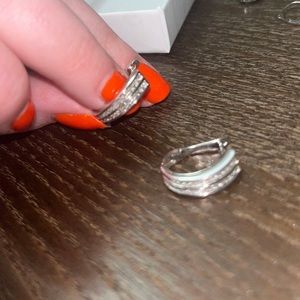 14k White Gold Diamond Earrings